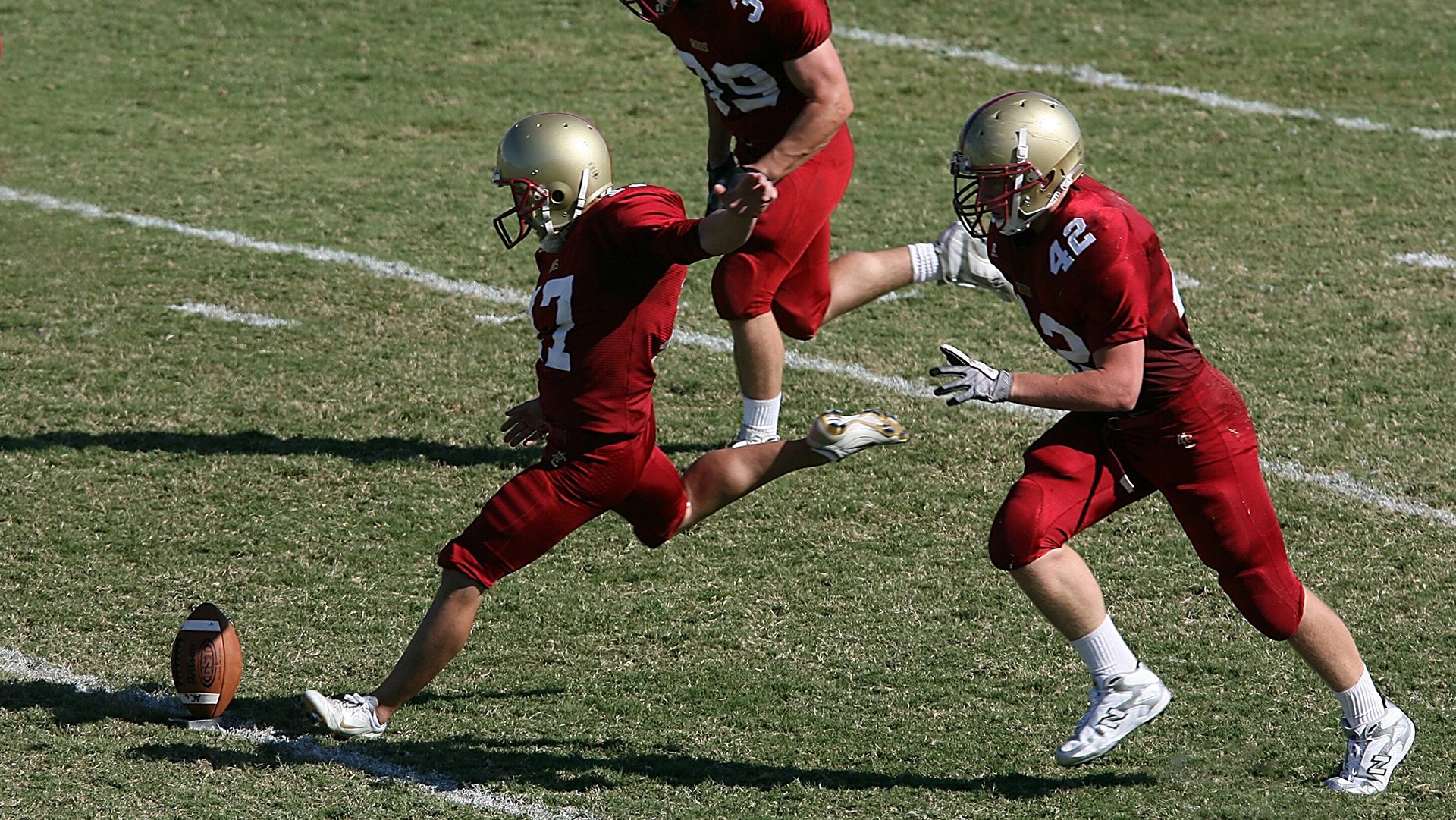 领先优势明显引爆全场！，阿扎伦卡意外战胜SKT气势如虹延续